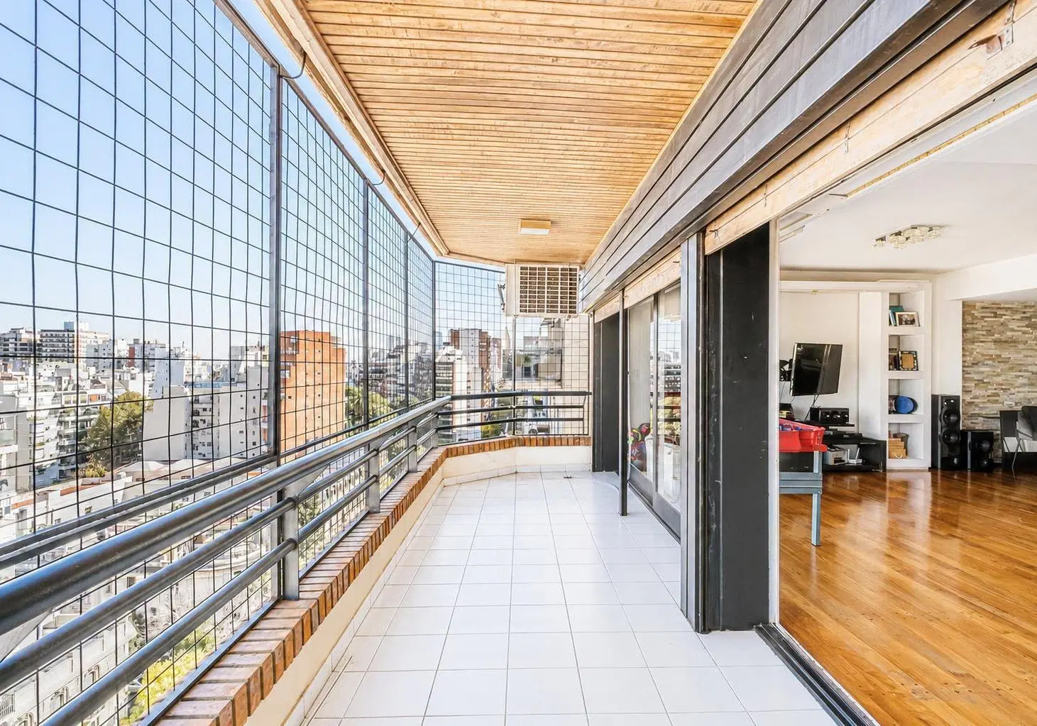 Exclusivo piso de 5 ambientes en Palermo - Boulevard Charcas 5