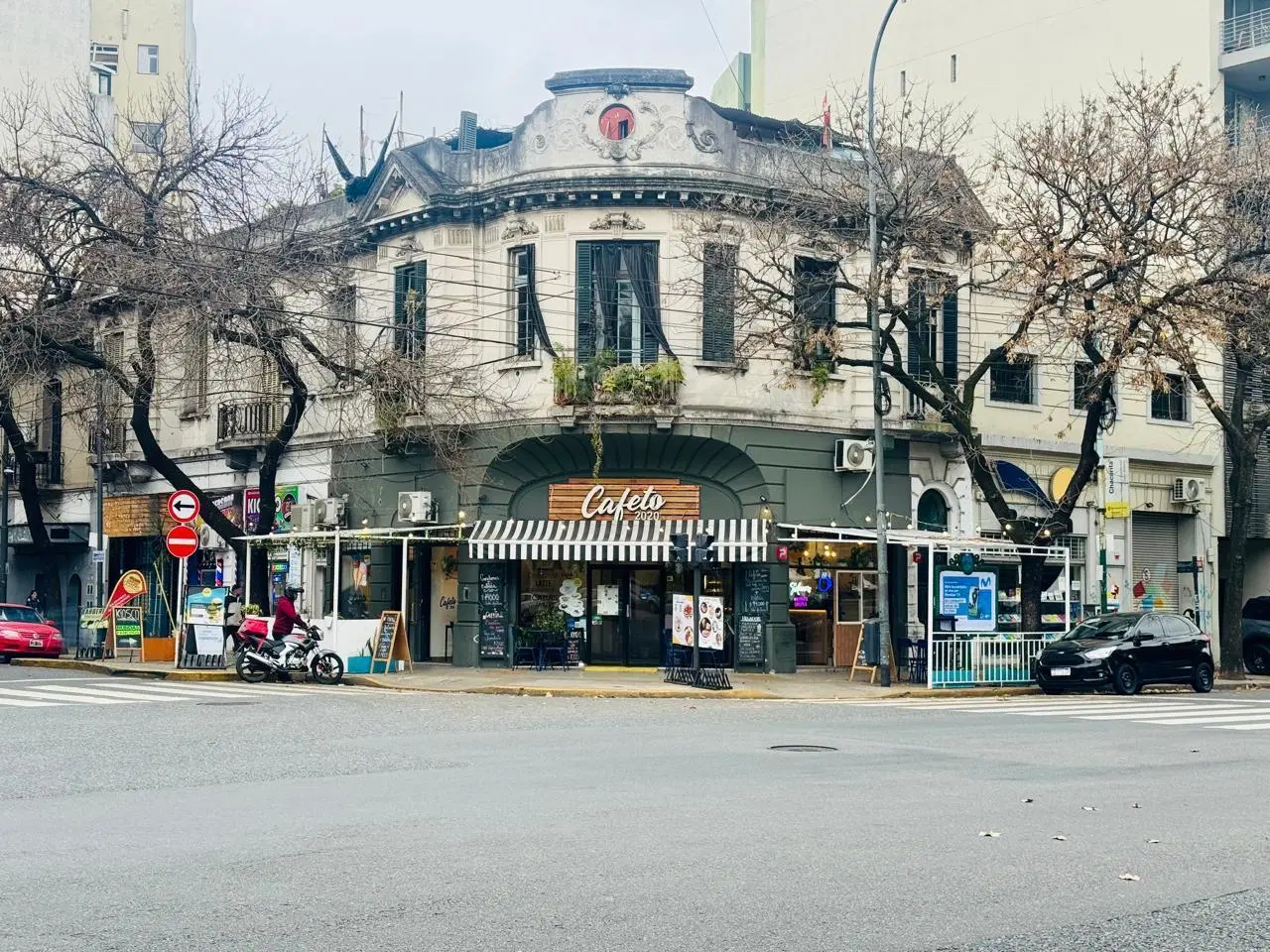Edificio Comercial en Chacarita 2