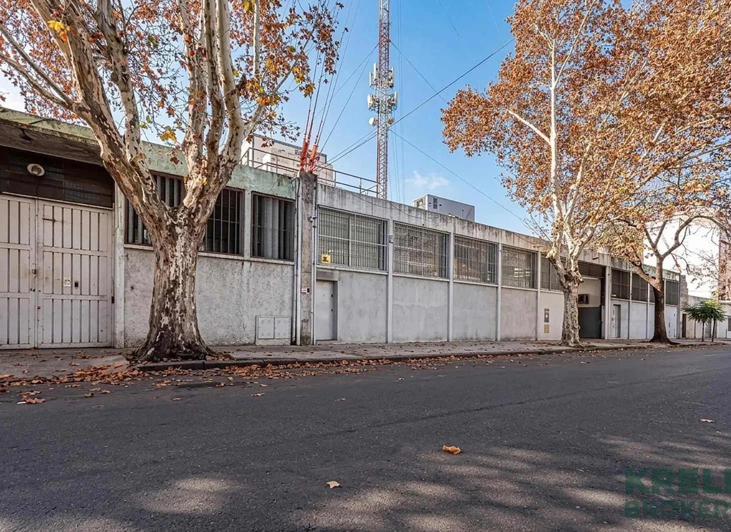 Block Industrial Único 2845m² C/Renta - Doble Frente 49m Campana y Belaustegui 3