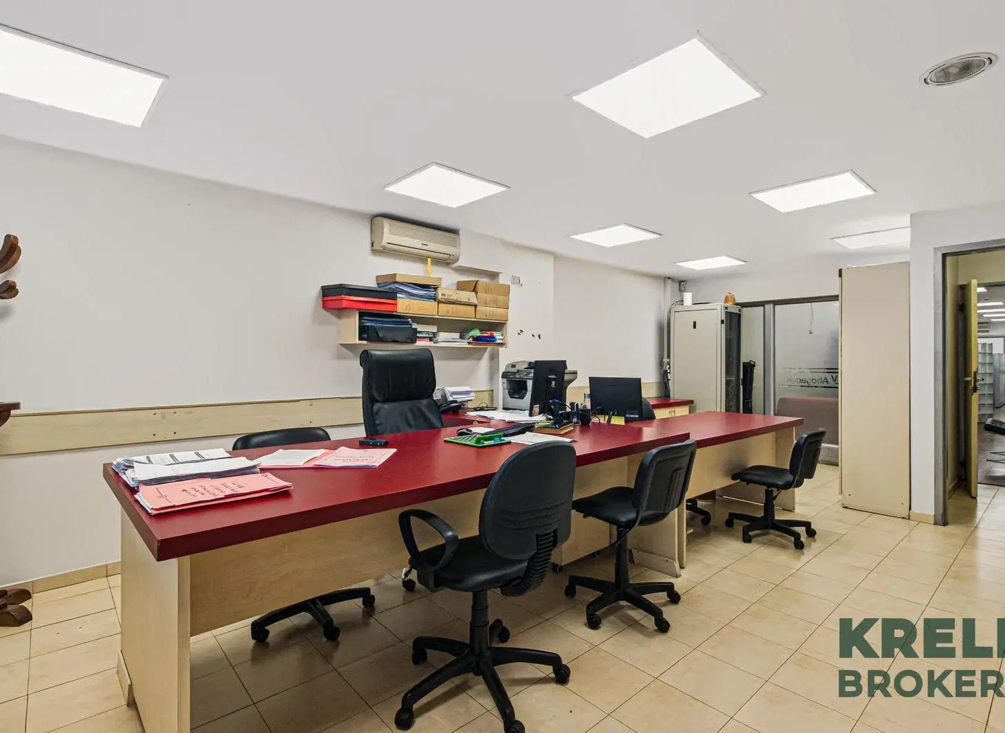 Oficina 165m2 en Venta en Zona Centro 8