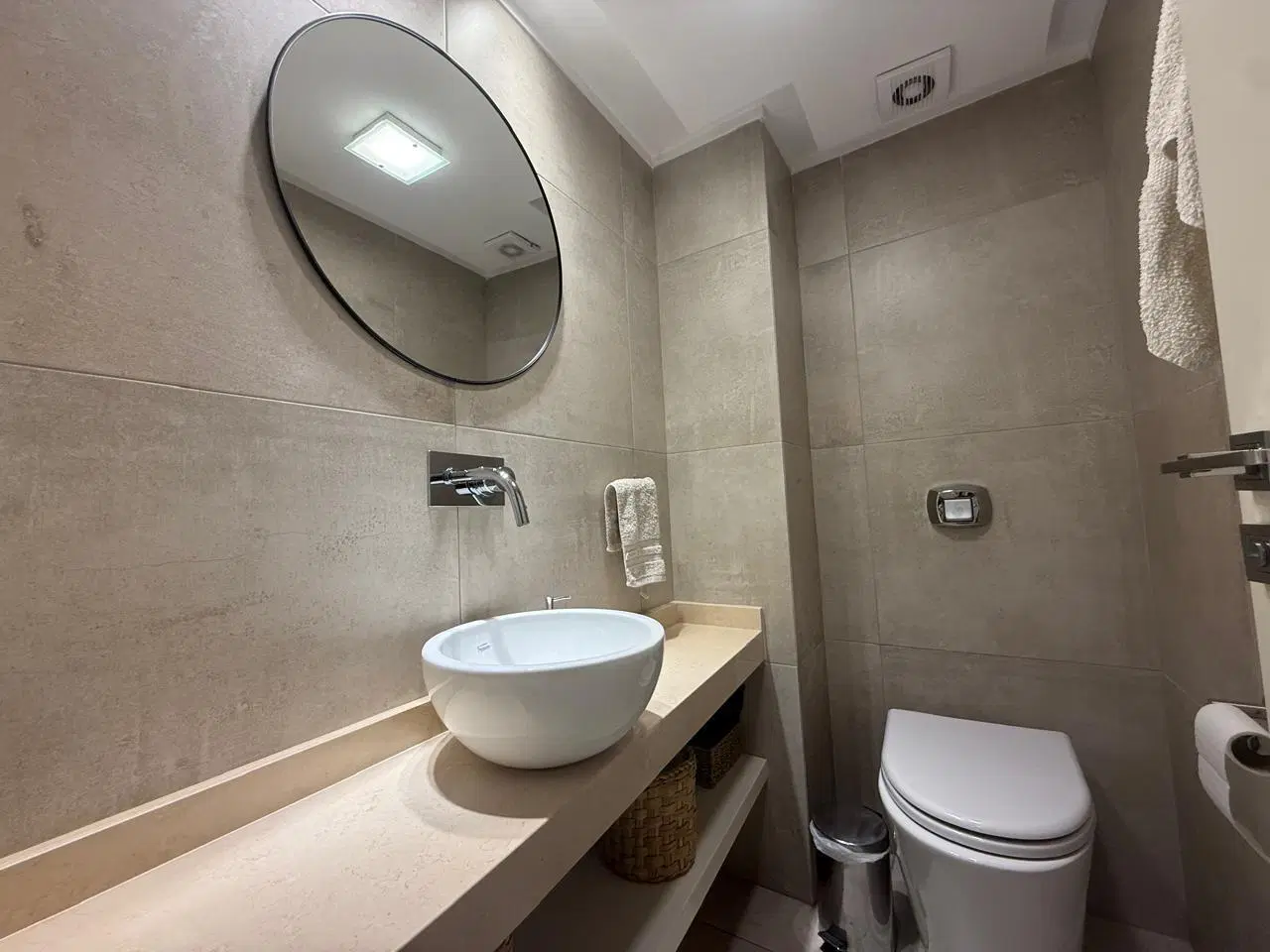 Departamento impecable de 3 AMBIENTES en Palermo Chico 1