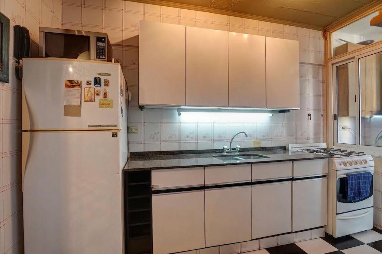 Foto de Venta de amplio departamento de 3 ambientes, imagen 4