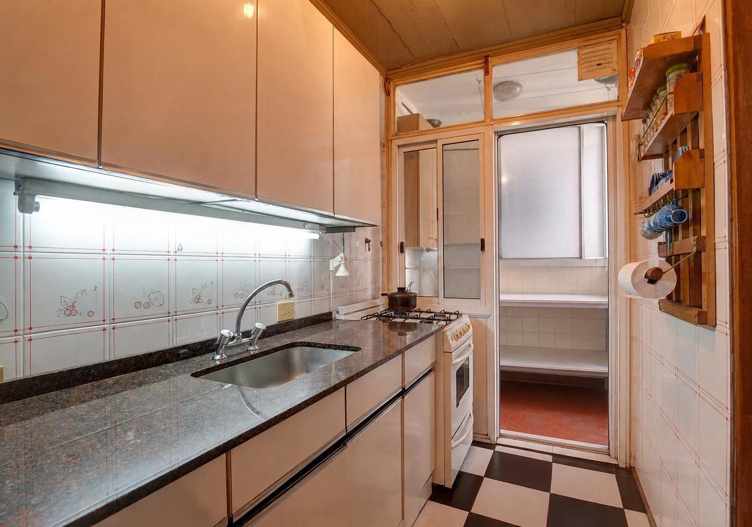 Foto de Venta de amplio departamento de 3 ambientes, imagen 5