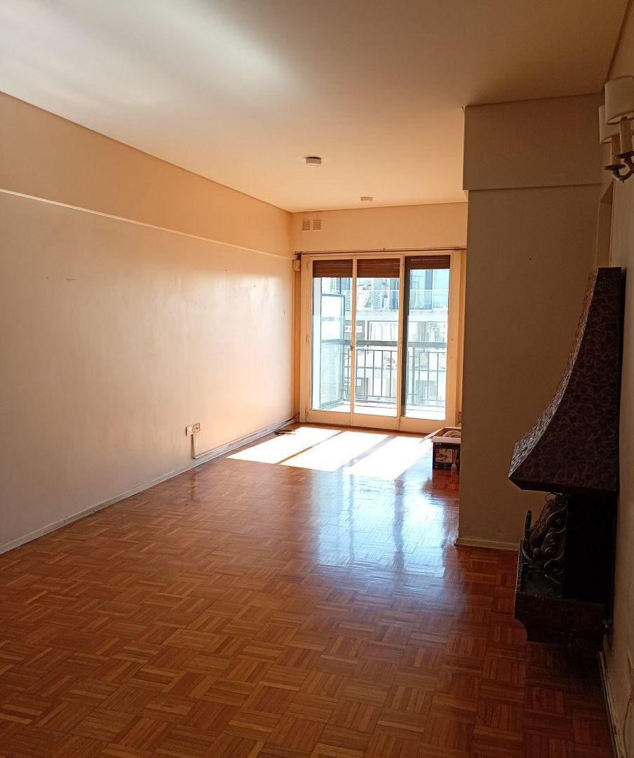 Foto de 3 ambientes con dependencia y balcón en venta – Av. San Juan 2190 – San, imagen 4