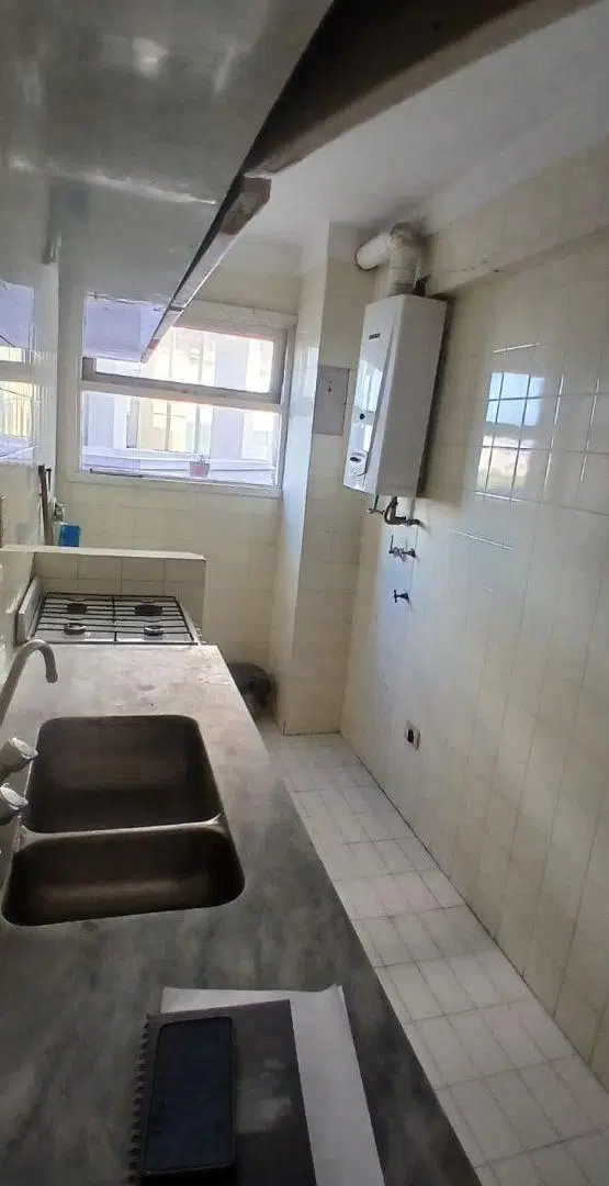 DEPARTAMENTO EN ALQUILER, DOS AMBIENTES CON COCHERA, PLAYA VARESE. 3
