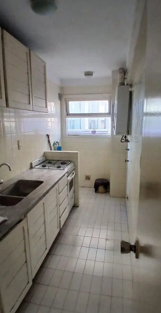 DEPARTAMENTO EN ALQUILER, DOS AMBIENTES CON COCHERA, PLAYA VARESE. 8