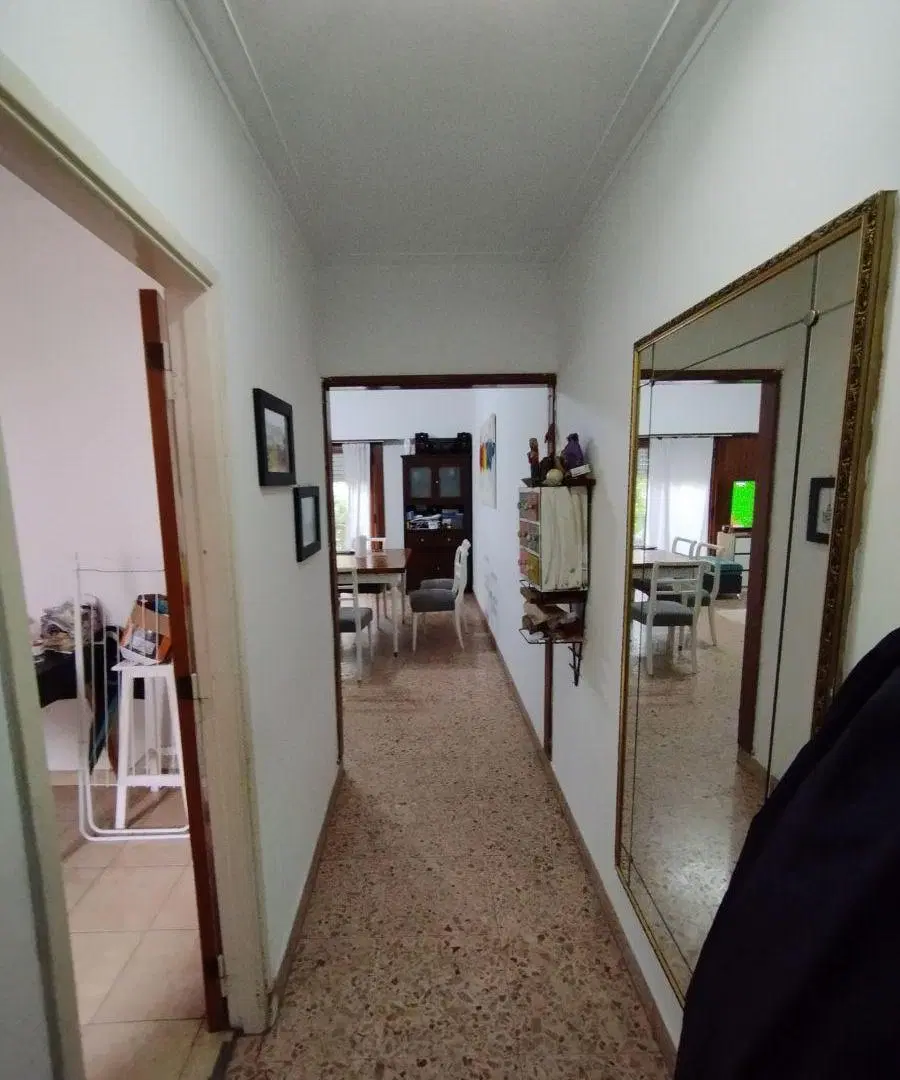 ALQUILO 24 MESES DEPARTAMENTO TRES AMBIENTES SIN MUEBLES ZONA CENTRO 2