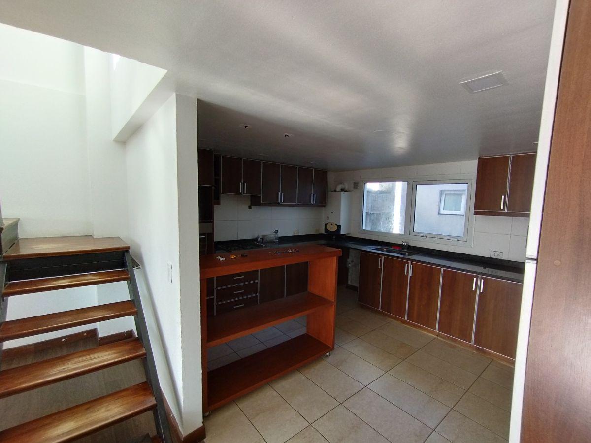 Foto de ALQUILO DEPARTAMENTO TRES DORMITORIOS Y COCHERA DESCUBIERTA, imagen 5