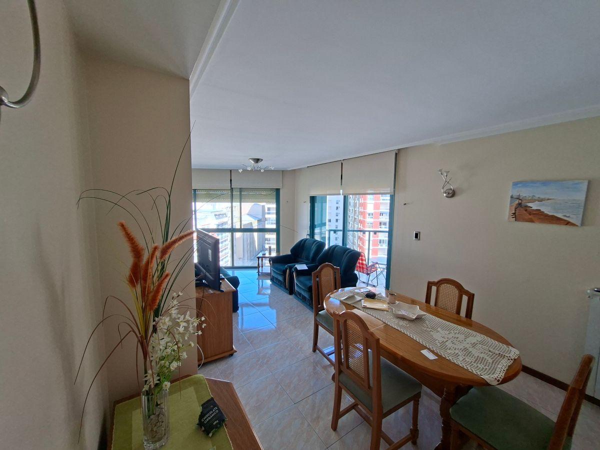 Foto de Departamento en Venta al frente tipo duplex de tres ambientes con, imagen 4