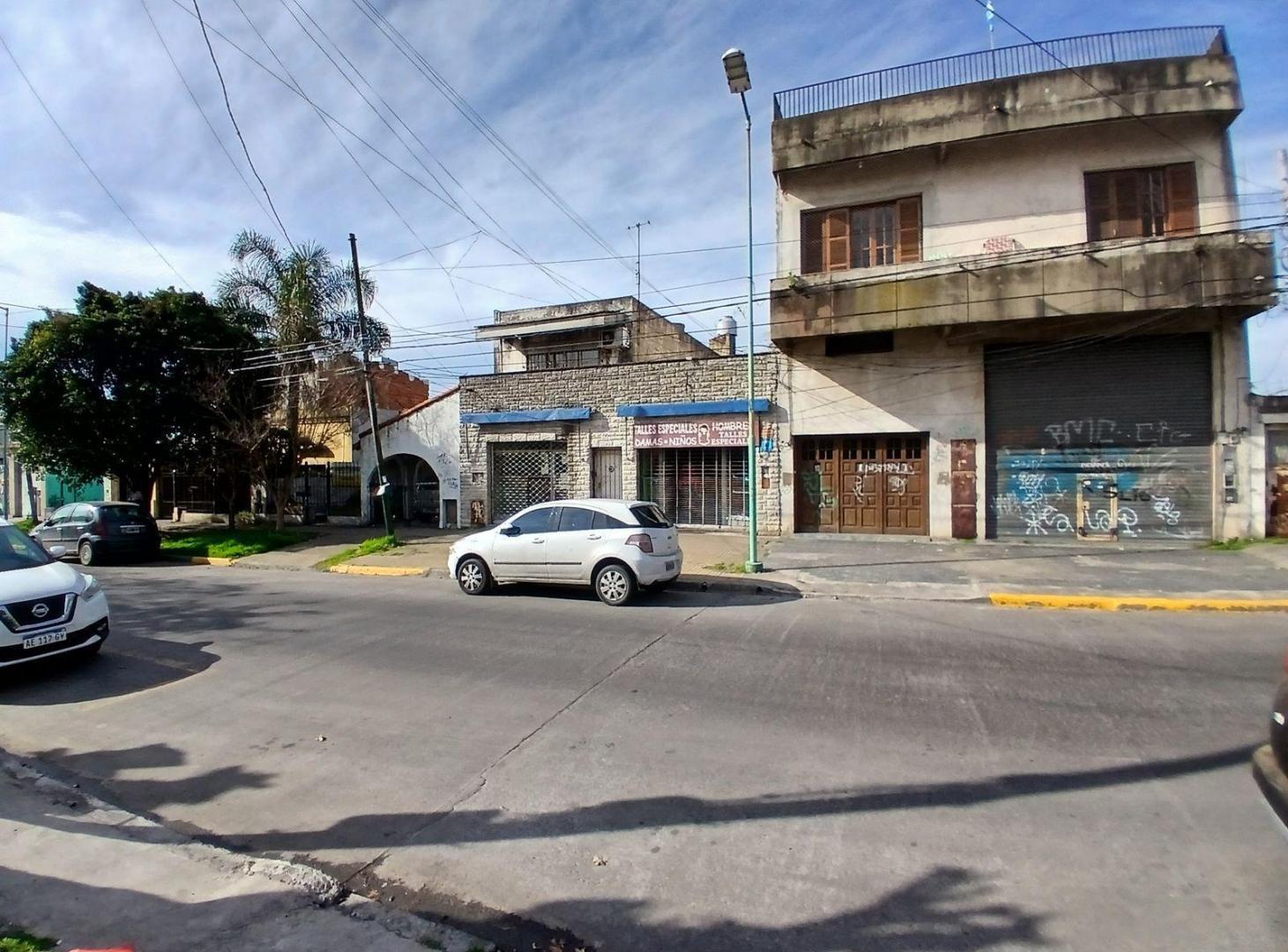 Foto de LOCAL COMERCIAL CON FONDO LIBRE, imagen 2