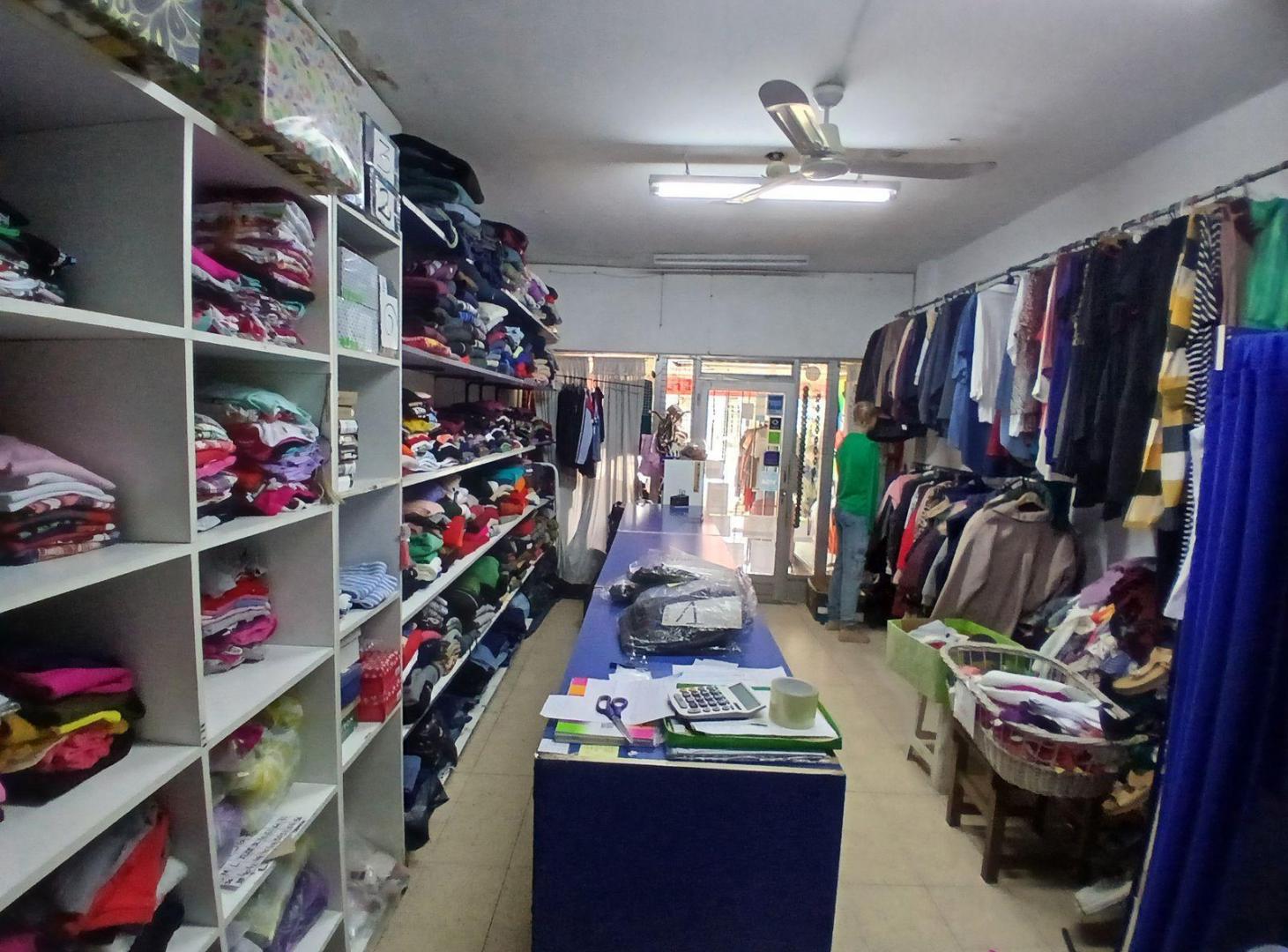 Foto de LOCAL COMERCIAL CON FONDO LIBRE, imagen 5