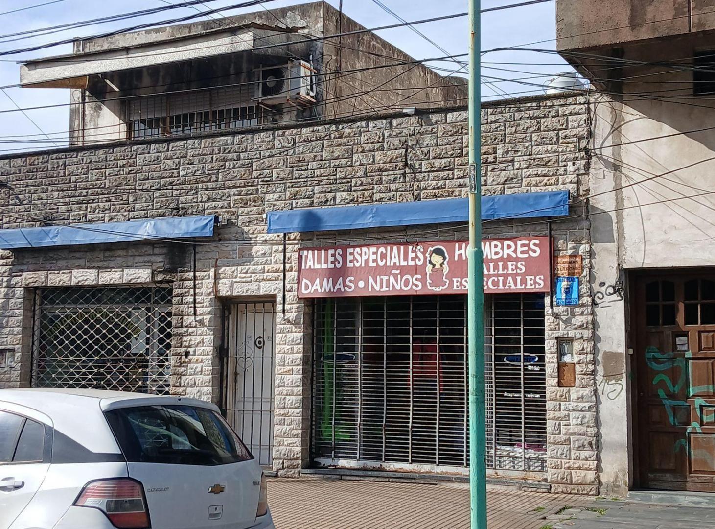 Foto de LOCAL COMERCIAL CON FONDO LIBRE, imagen 1