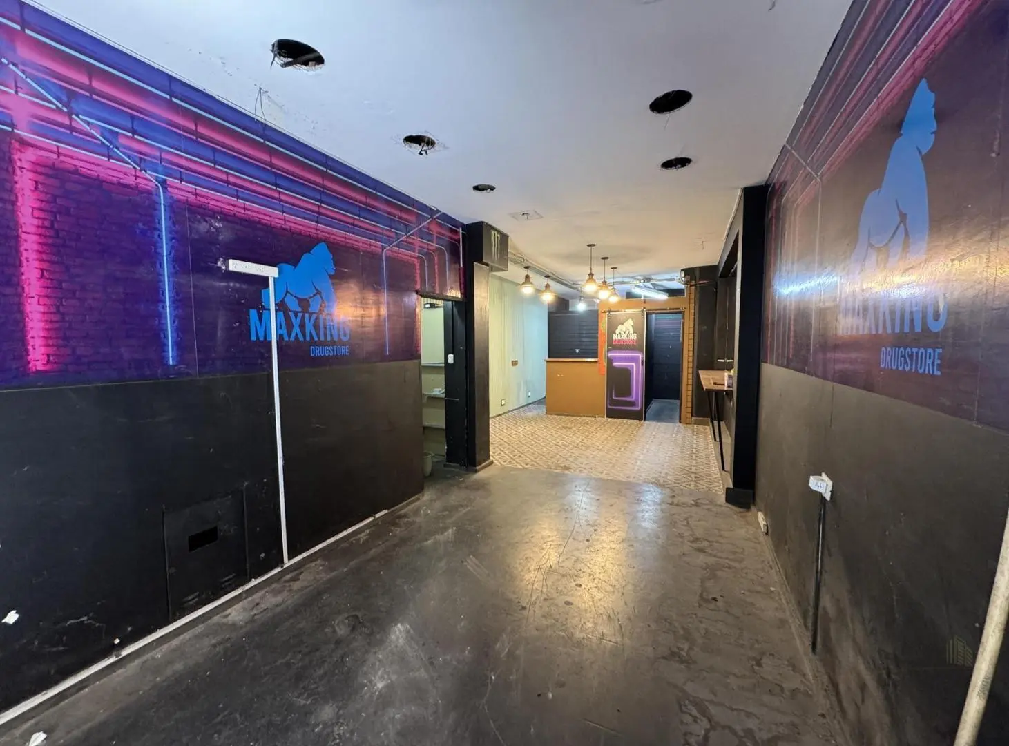 Excelente inversión - Lote propio - 2 locales en pb y 2 pisos de departamentos 4