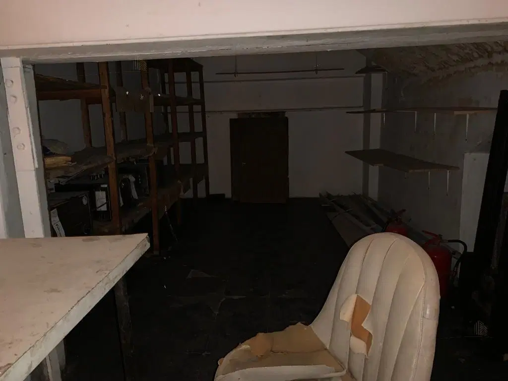 SOBRE LAVALLE PEATONAL - A METROS DE LA NUEVE DE JULIO - SIN EXPENSAS 3