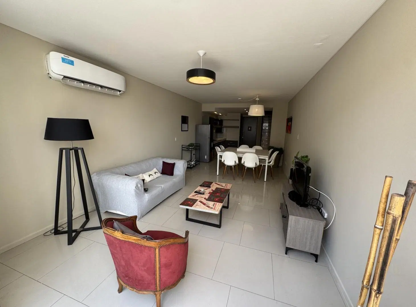 Exclusivo Penthouse – 125M2 - COCHERA - 3 BALCONES - impecable - amoblado - piscina 2