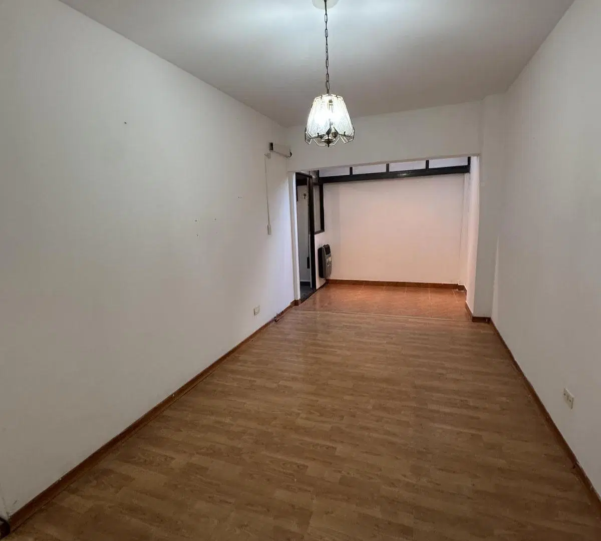 Hermoso departamento con amplio patio cubierto - lavadero - aire acondicionado 4
