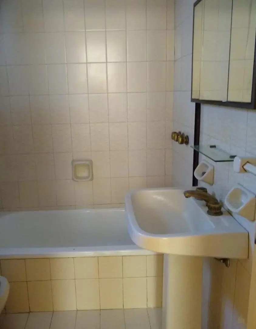Departamento 3 ambientes con balcon - super luminoso - Recoleta 2