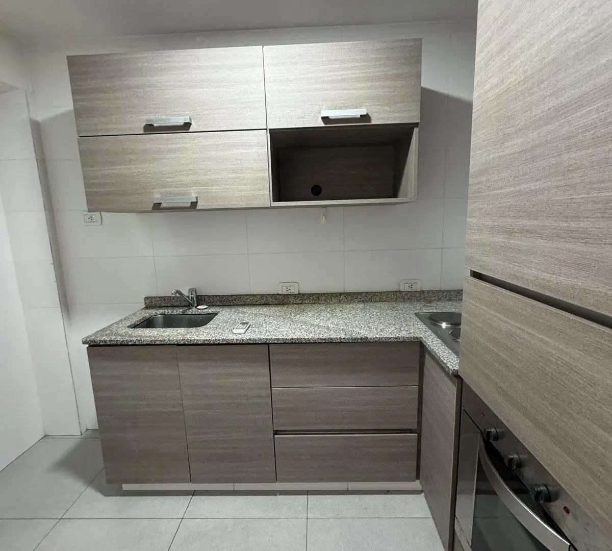 3 ambientes con balcon - luminoso - CENTRO - alquiler 5