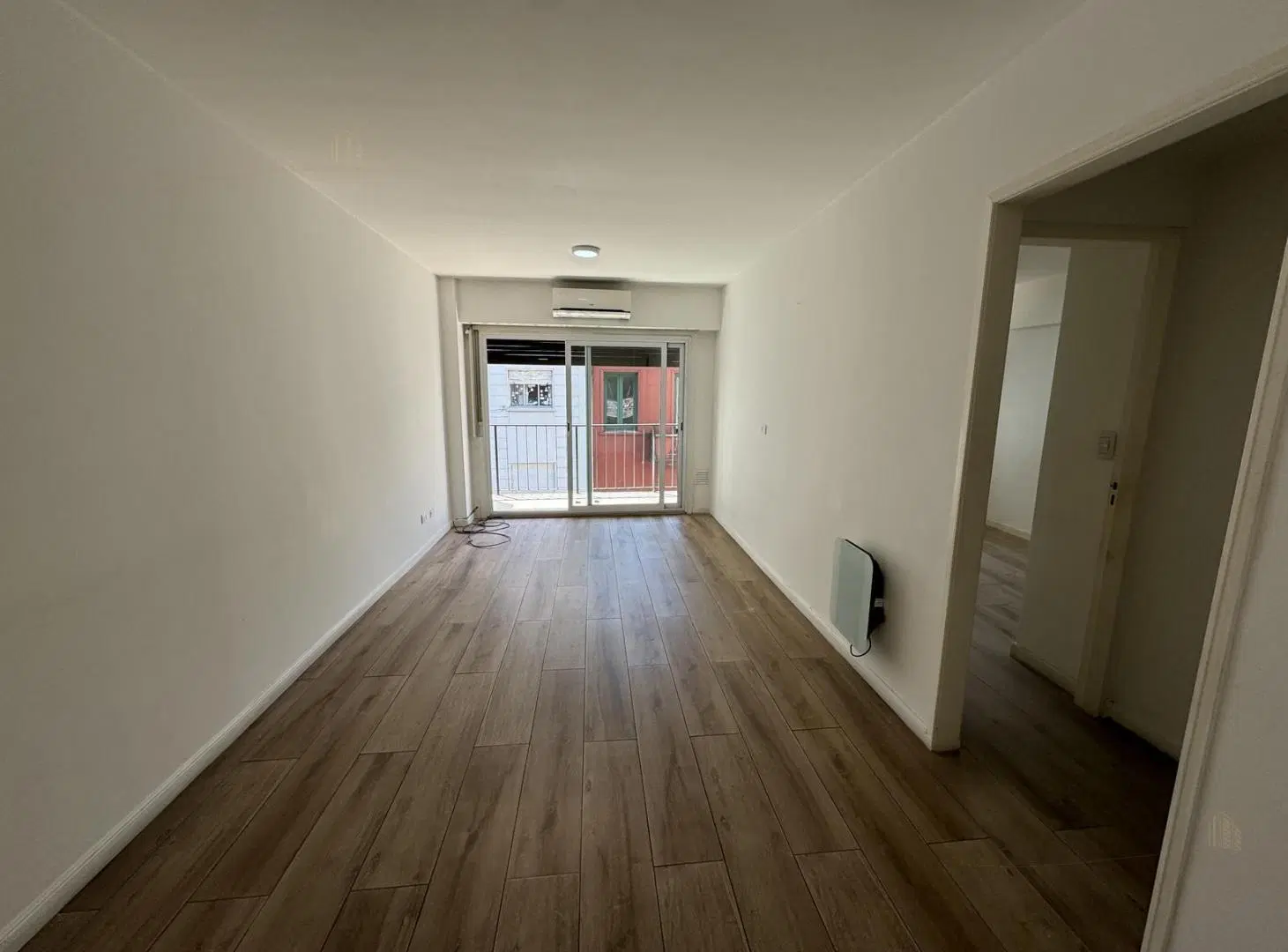 3 ambientes con balcon - luminoso - CENTRO - alquiler 3