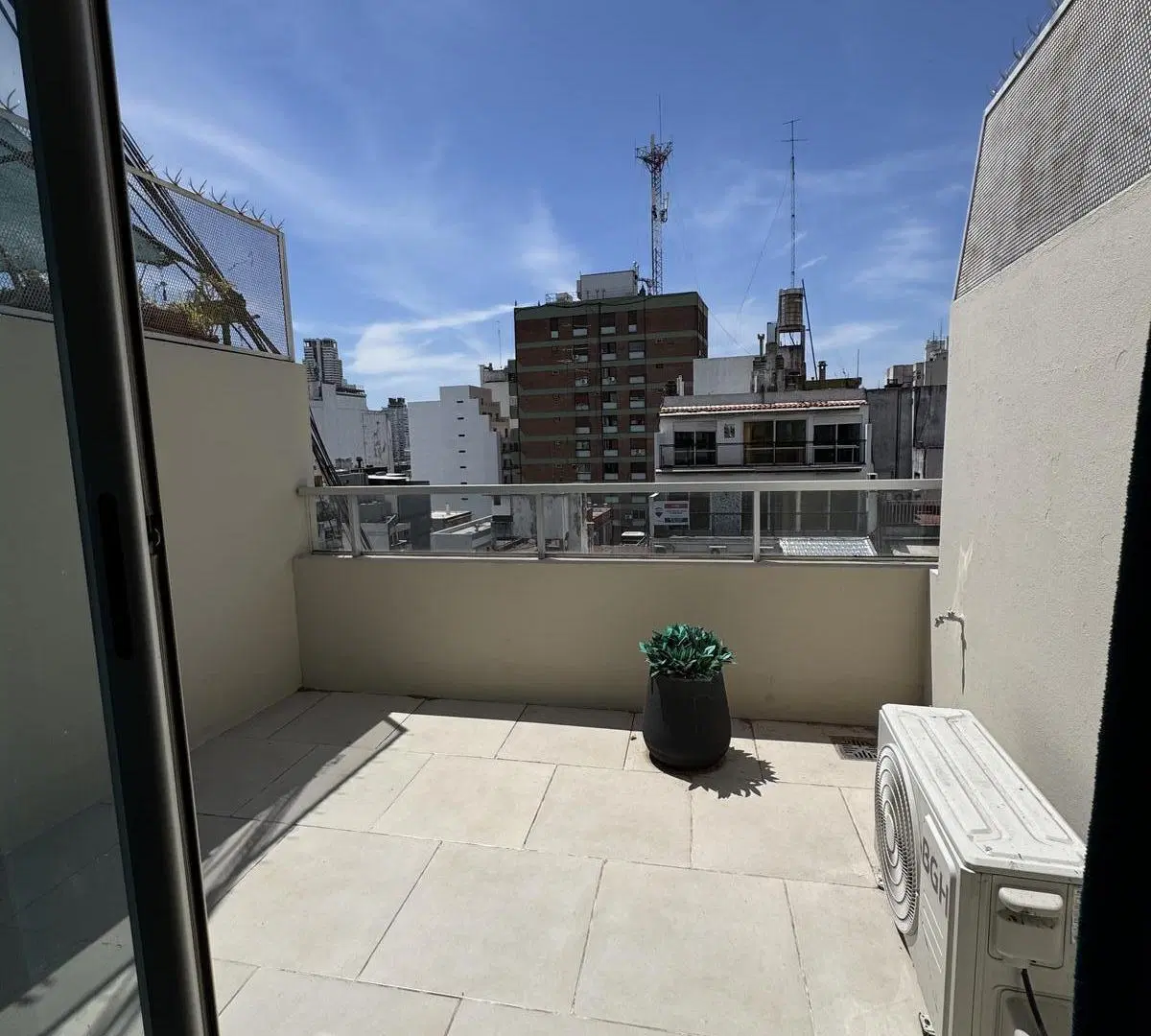 Exclusivo - Terraza - 2 BALCONES - impecable - piscina – COCHERA CUBIERTA 8
