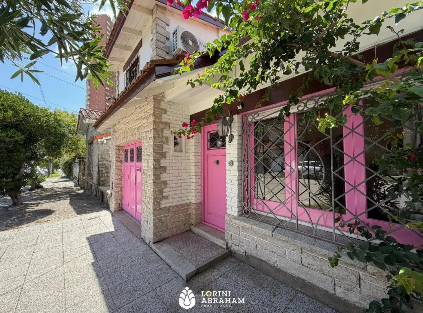 VENTA CASA 4 AMB. C/ PATIO Y PARRILLA ZONA STELLA MARIS 3