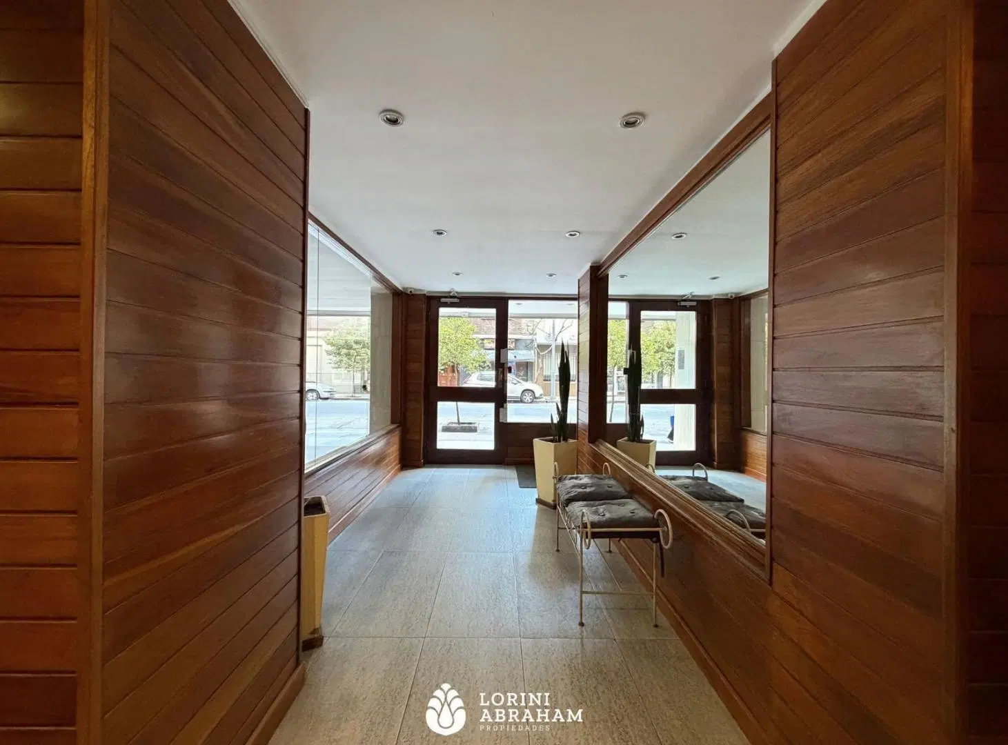 VENTA DEPARTAMENTO 3 AMBIENTES AL FRENTE ZONA PLAZA MITRE 4