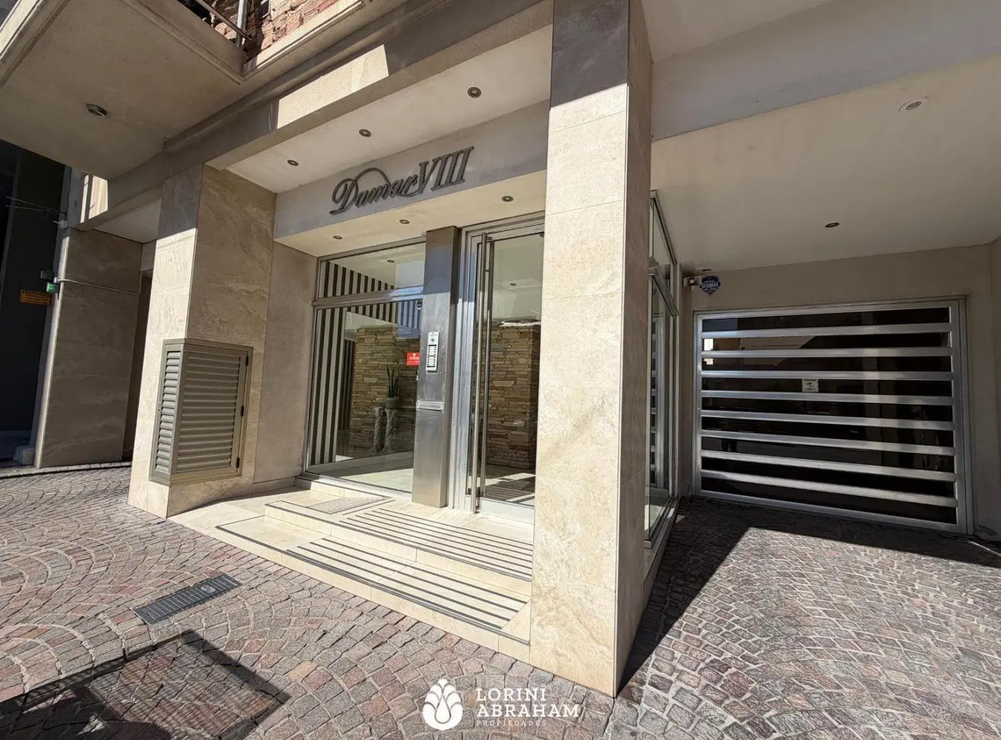 VENTA SEMIPISO 2 AMBIENTES CON BALCÓN LA PERLA 5