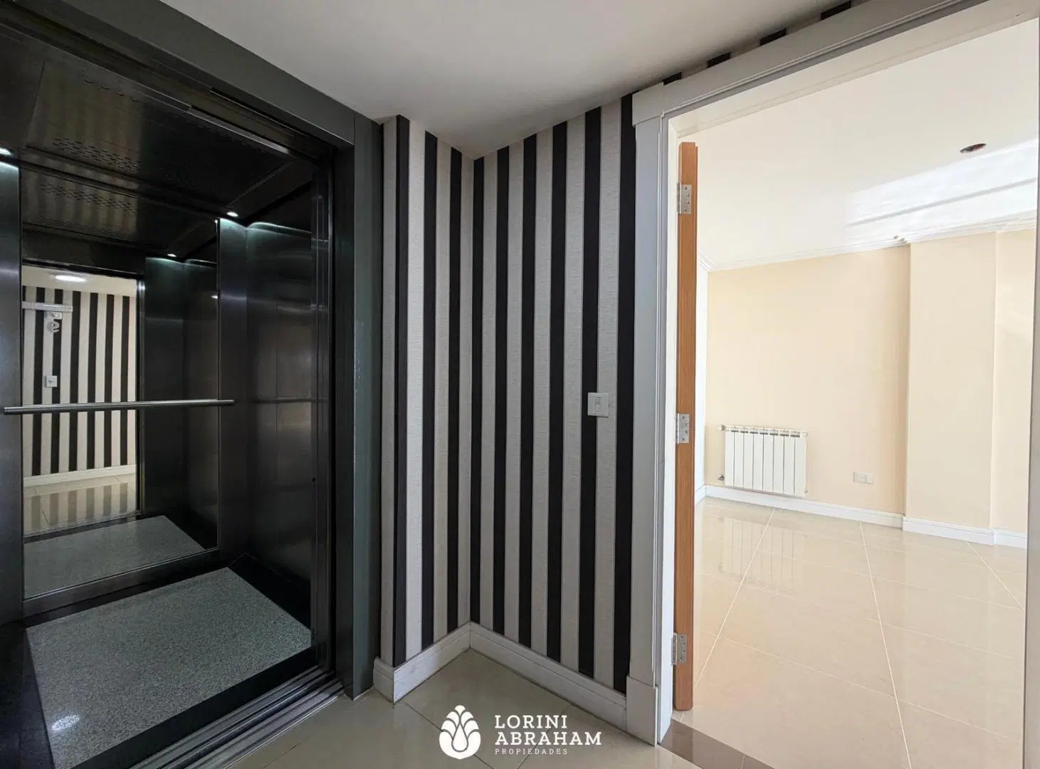 VENTA SEMIPISO 2 AMBIENTES CON BALCÓN LA PERLA 4