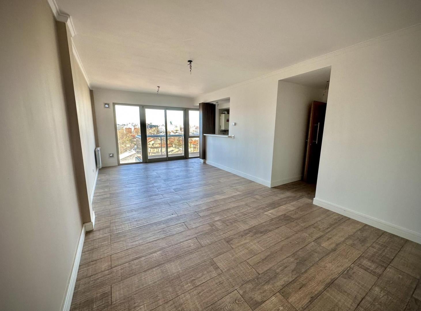 VENTA SEMIPISO 3 AMBIENTES A ESTRENAR C/ COCHERA PLAZA MITRE
