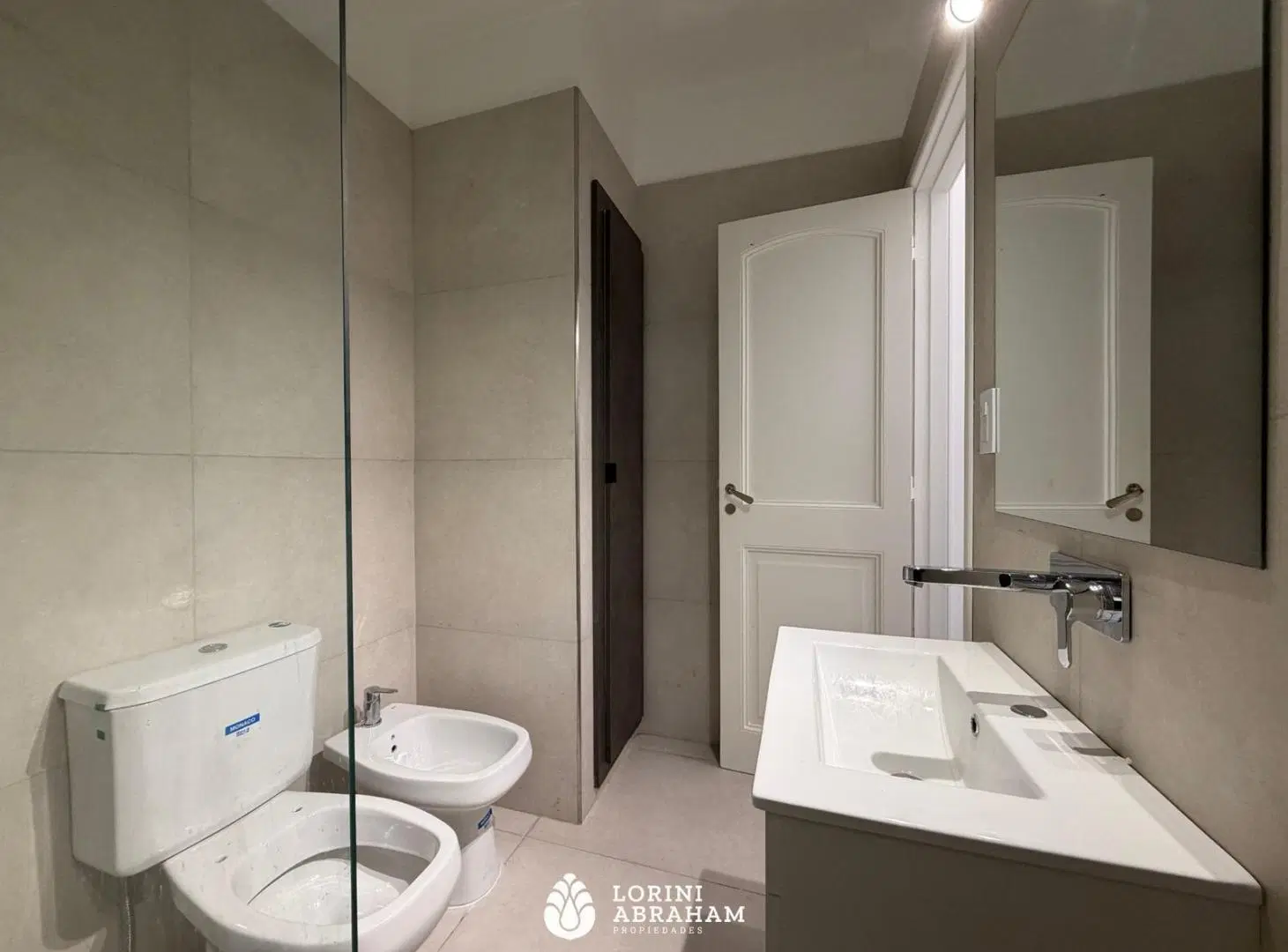 VENTA DEPARTAMENTO 4 AMBIENTES C/DEPENDENCIA ZONA PLAZA MITRE 4