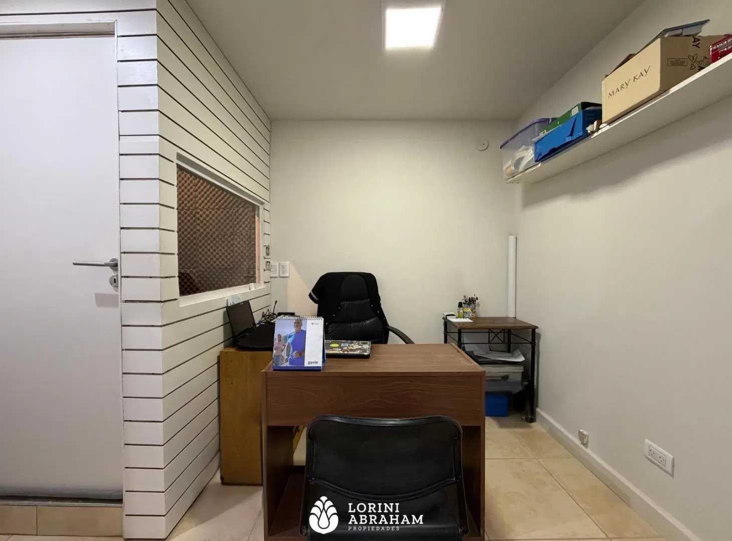 VENTA LOCAL APTO PROFESIONAL BARRIO LA PERLA 4
