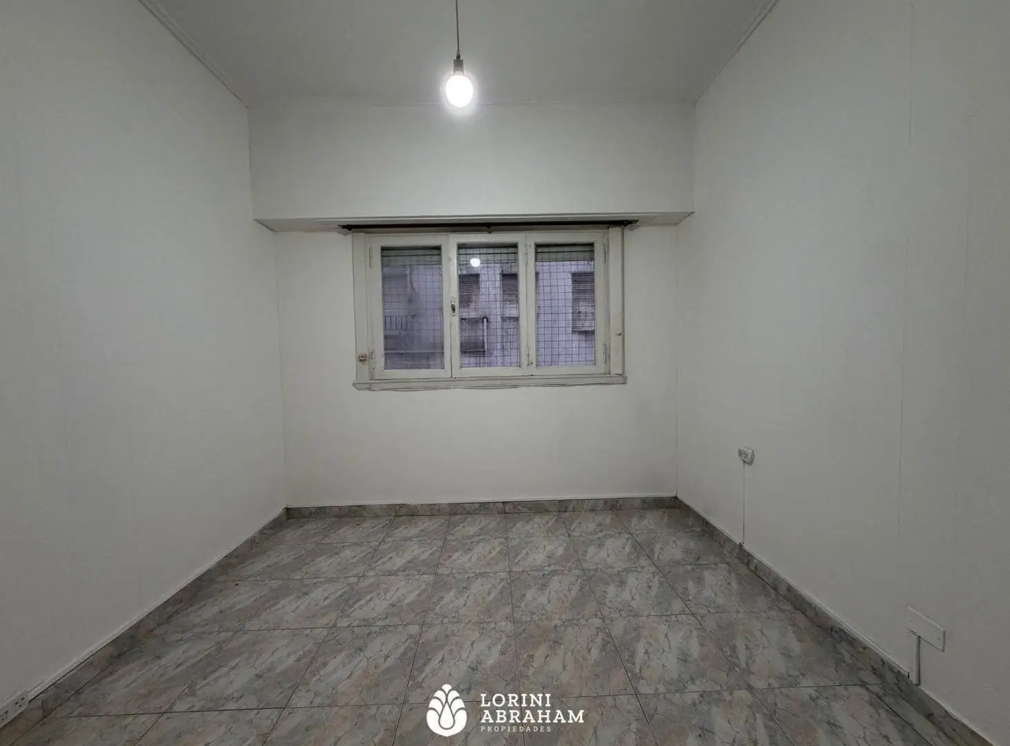 ALQUILER 24 MESES DEPARTAMENTO 2 AMB. PLAZA COLON 5