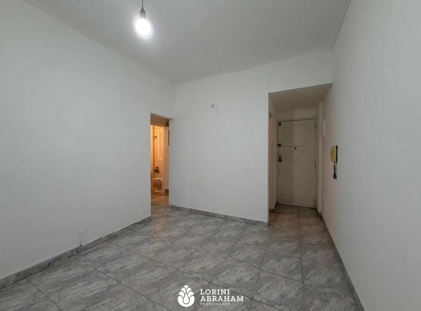 ALQUILER 24 MESES DEPARTAMENTO 2 AMB. PLAZA COLON 4