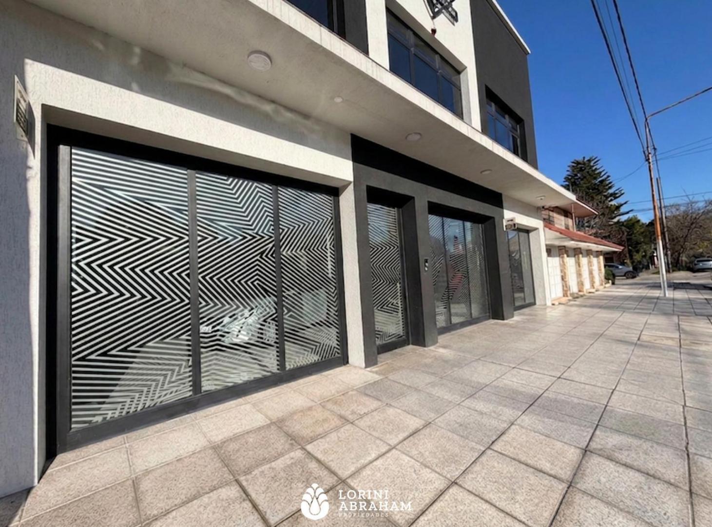Foto de VENTA IMPORTANTE LOCAL APTO MÚLTIPLES USOS BARRIO SAN JOSÉ, imagen 1