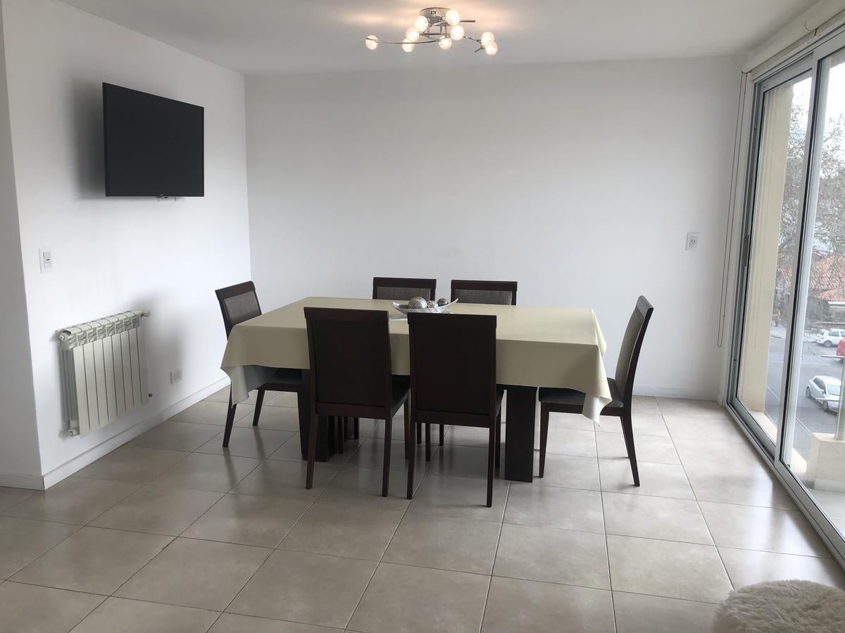 Foto de VENTA O PERMUTA PISO C/ DOS COCHERAS Y BAULERA ZONA ALDREY, imagen 3
