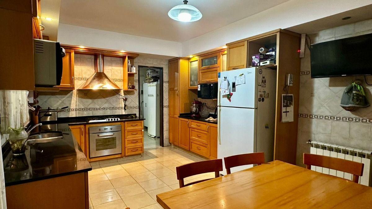 Foto de ¡BAJÓ DE PRECIO! EXCELENTE CASA EN VILLA BOSCH U$S 180.000, imagen 2