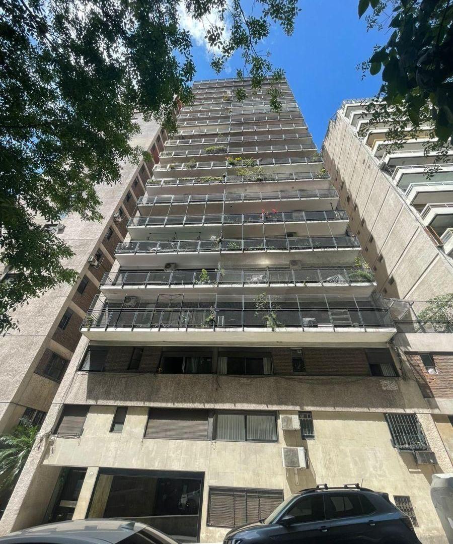 SEMIPISO DE 3 AMBIENTES AL FRENTE CON DEPENDENCIA - RETIRO