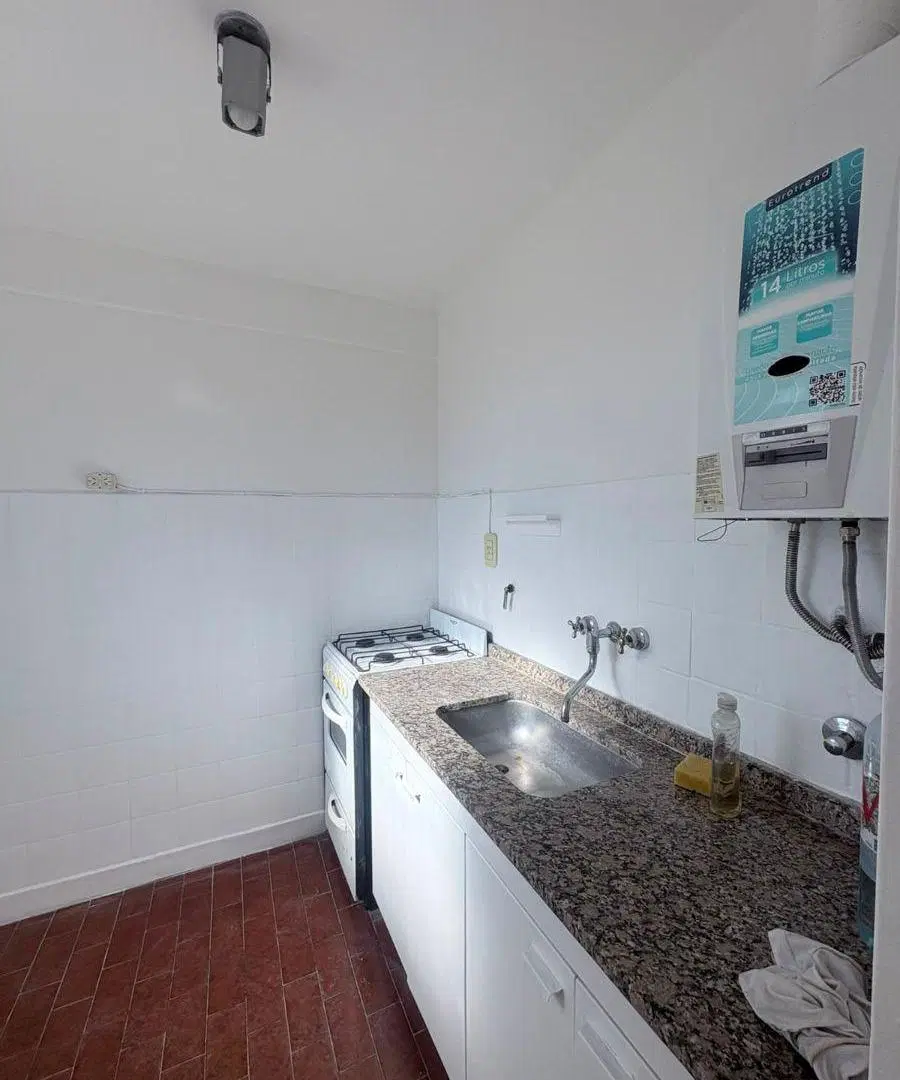 HERMOSO MONOAMBIENTE AL FRENTE - BALCON 3