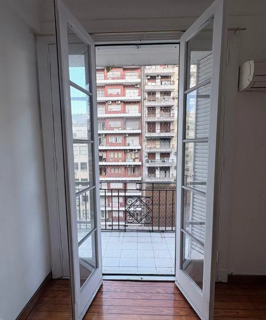 IMPECABLE DEPARTAMENTO 3 AMBIENTES - RECOLETA 1