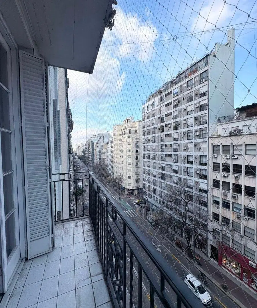 IMPECABLE DEPARTAMENTO 3 AMBIENTES - RECOLETA 4