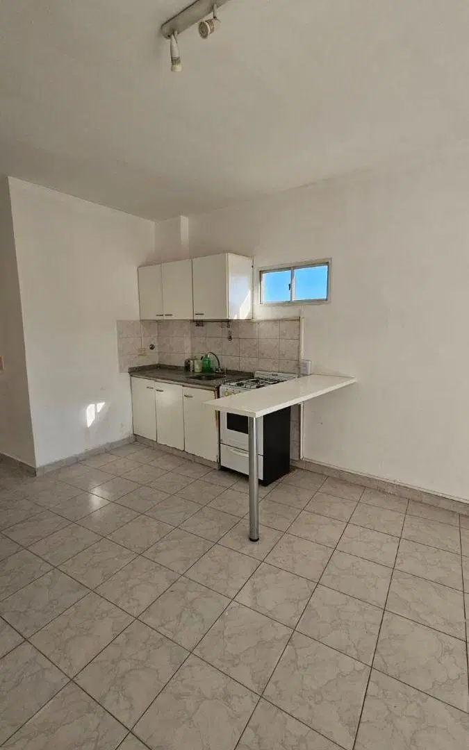 MONOAMBIENTE - AV CORDOBA 4800 PISO 14 - PALERMO 5