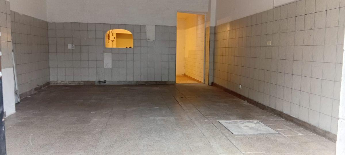 Foto de LOCAL COMERCIAL - AV CORDOBA y J B JUSTO - PALERMO, imagen 3