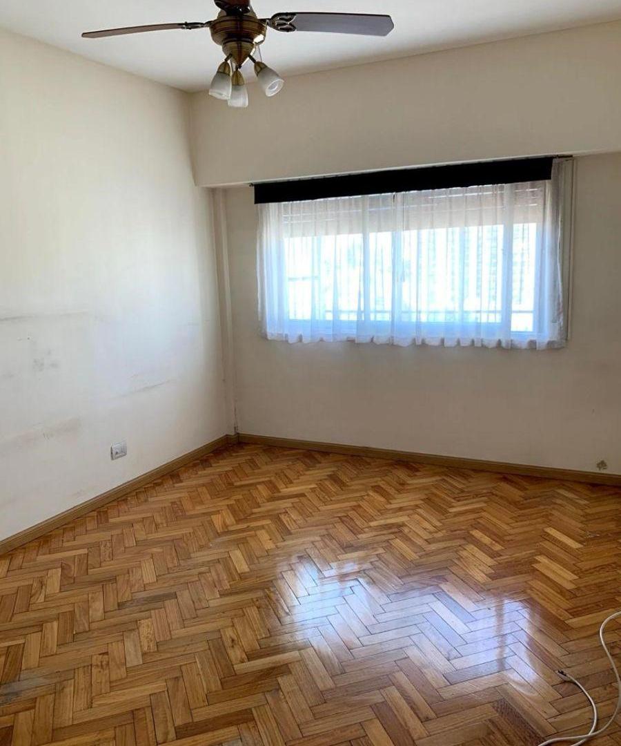 Foto de DEPTO 3 AMBIENTES - AV CORRIENTES Y GASCON - ALMAGRO, imagen 3