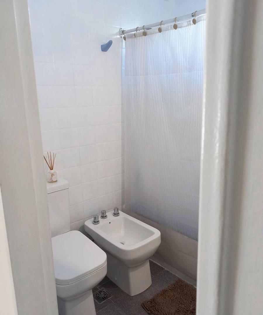 Foto de Departamento de 50 m² con 2 dormitorios en alquiler en Recoleta, imagen 4
