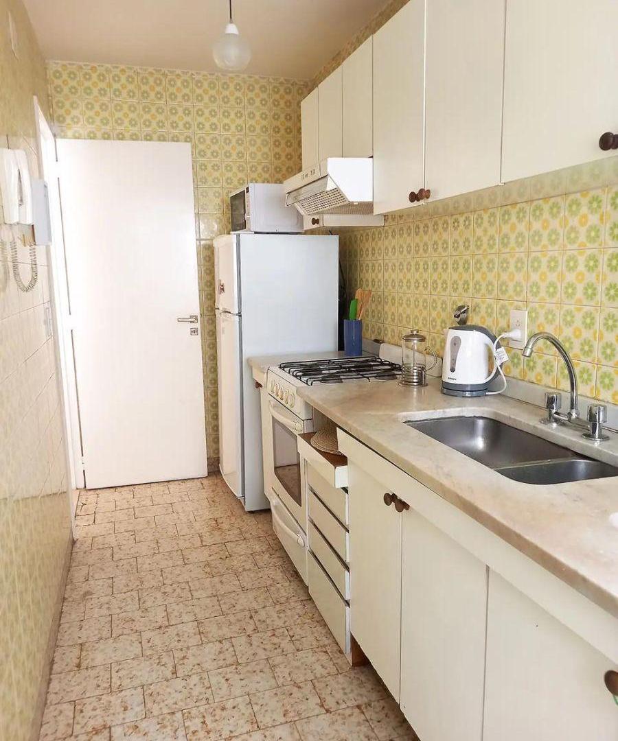 Foto de Departamento de 50 m² con 2 dormitorios en alquiler en Recoleta, imagen 1