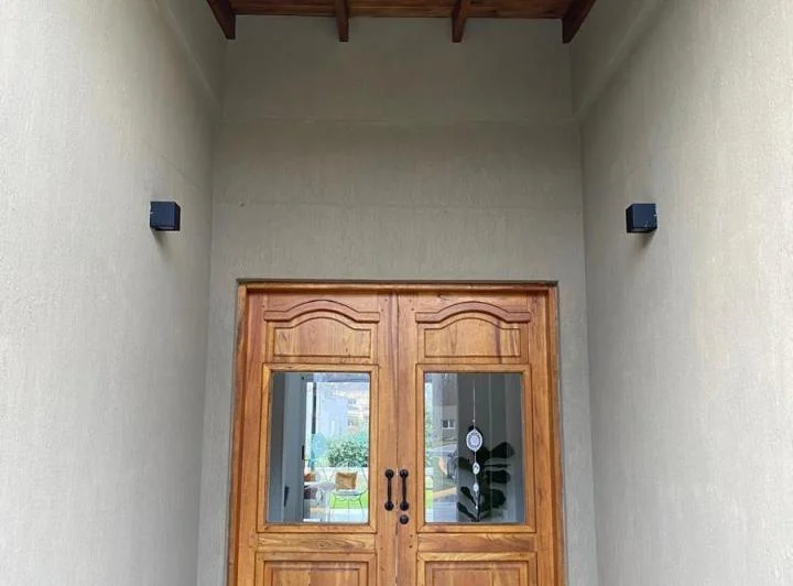 Casa en venta / alquiler, pileta. 3 dormitorios. Barrio Cerrado, Escobar 2
