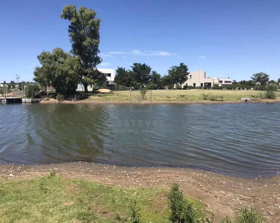 Oportunidad en lote a la laguna en venta en San Matías, Escobar 3