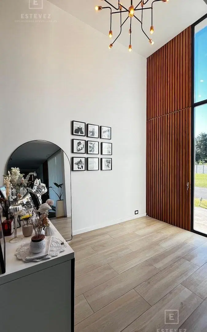 Casa en venta o alquiler con pileta, Barrio Cerrado, Escobar, GBA Norte 2