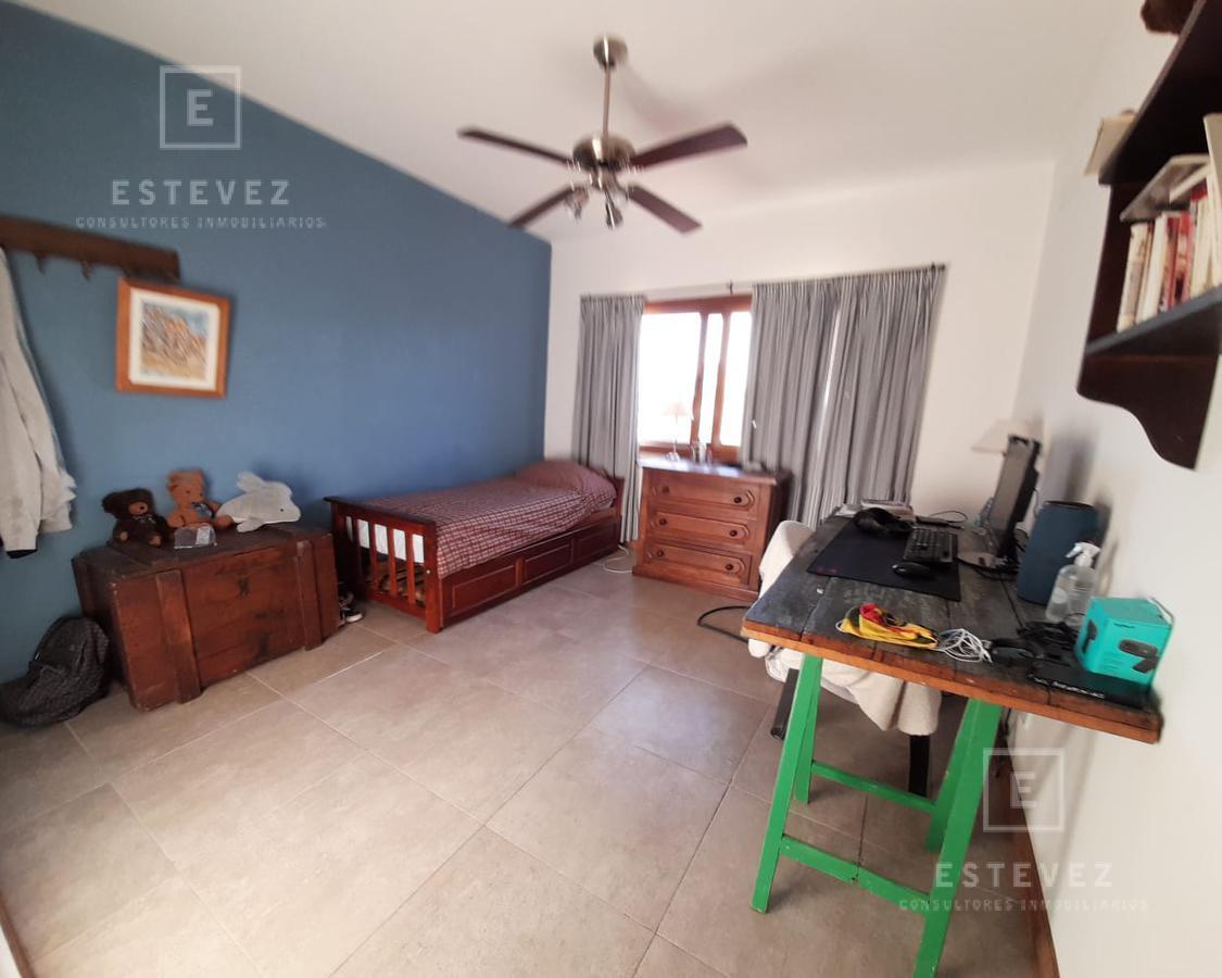 Foto de Casa en venta 3 dorm. dep. escritorio, pileta - Barrio Cerrado San, imagen 2