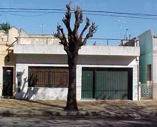 V.URQUIZA: LOTE 202 M2 - 142 M2 CUBIERTOS - USAB.2